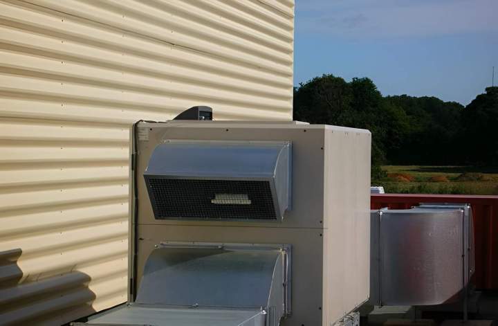 Caisson ventilation extérieur Changé